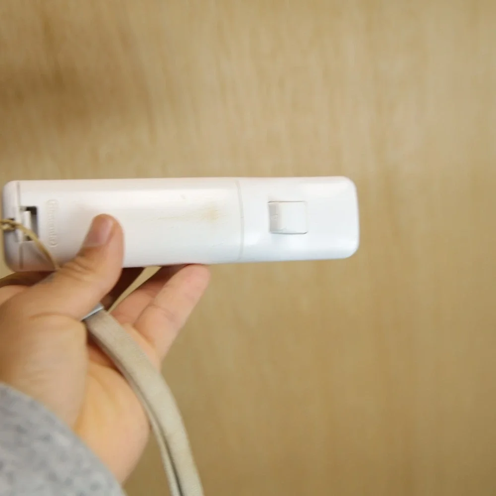Nintendo Wii Remote Controller White RVL-003 with Wrist Strap (TESTED)